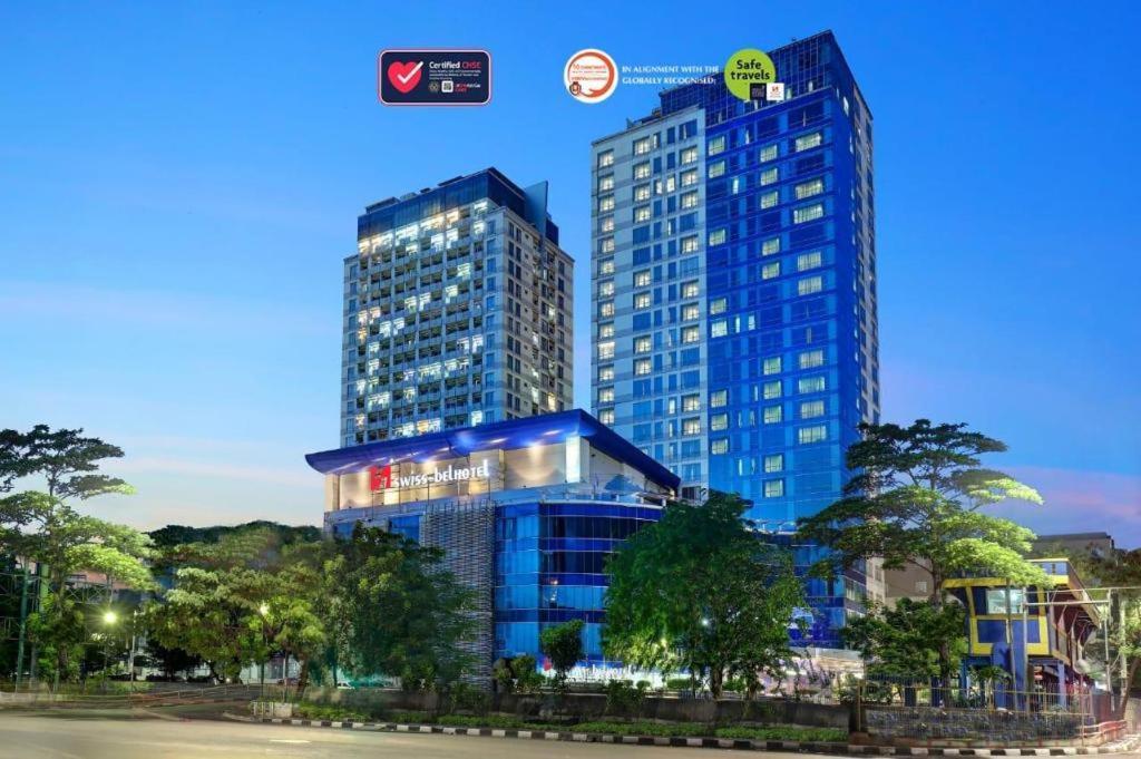 Swiss-Belhotel Mangga Besar Dżakarta Zewnętrze zdjęcie